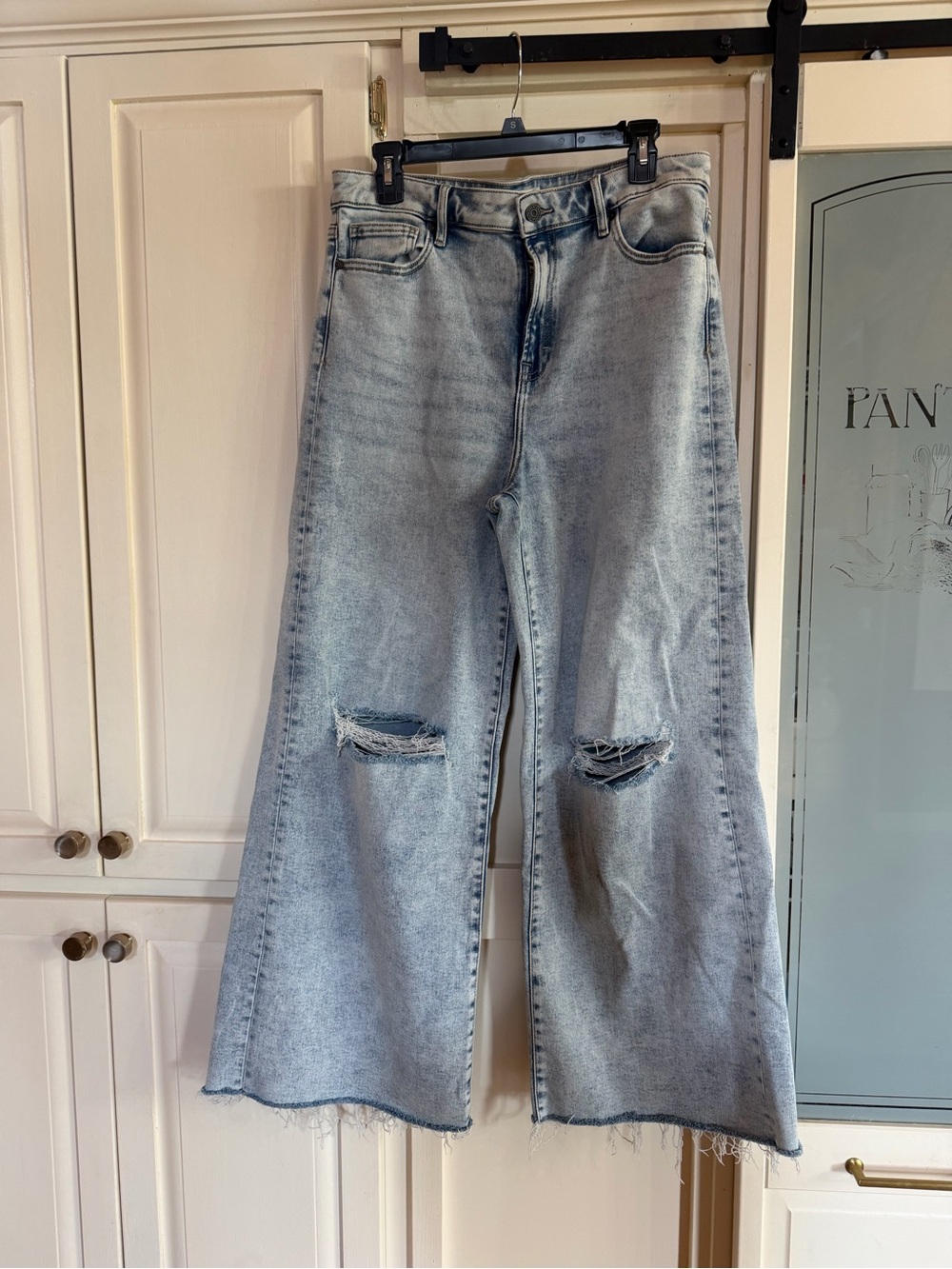 Hidden from buckle Light Wash Wide Leg Distressed Women's Jeans